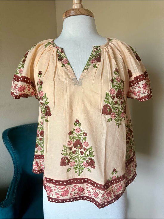 Tuckernuck Tops - Tuckernuck Elena Top Small Blush Chandelier Floral Cotton NWT Small Light Peach